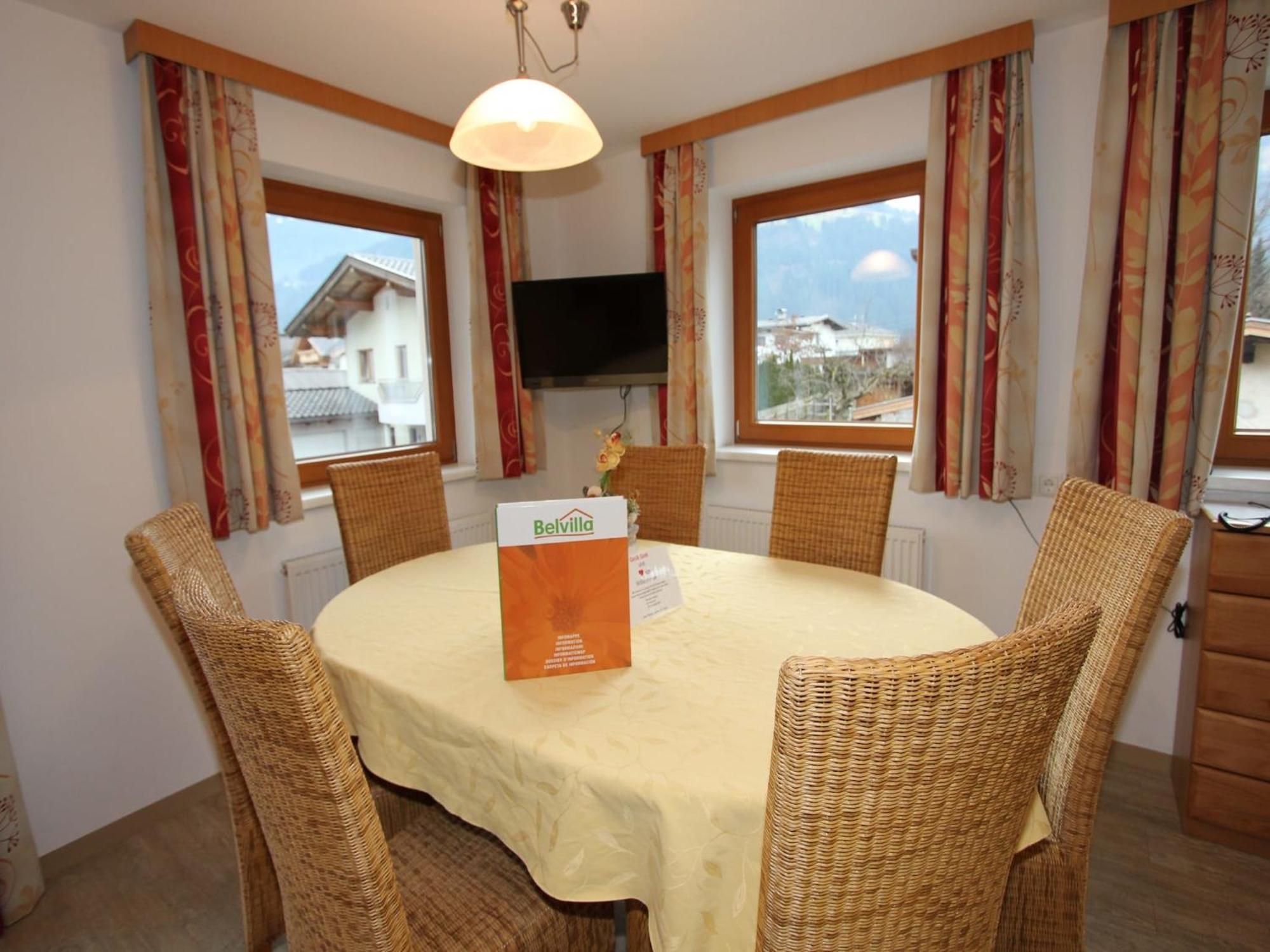 Spacious Apartment In Uderns Near Ski Area Exterior photo